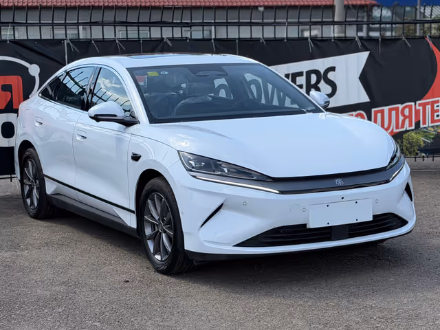 BYD Qin L - фото 3