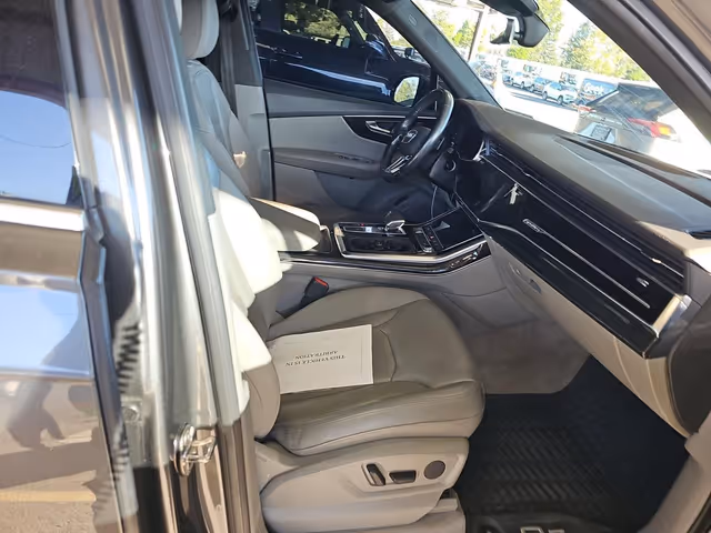 Audi Q7 - фото 4