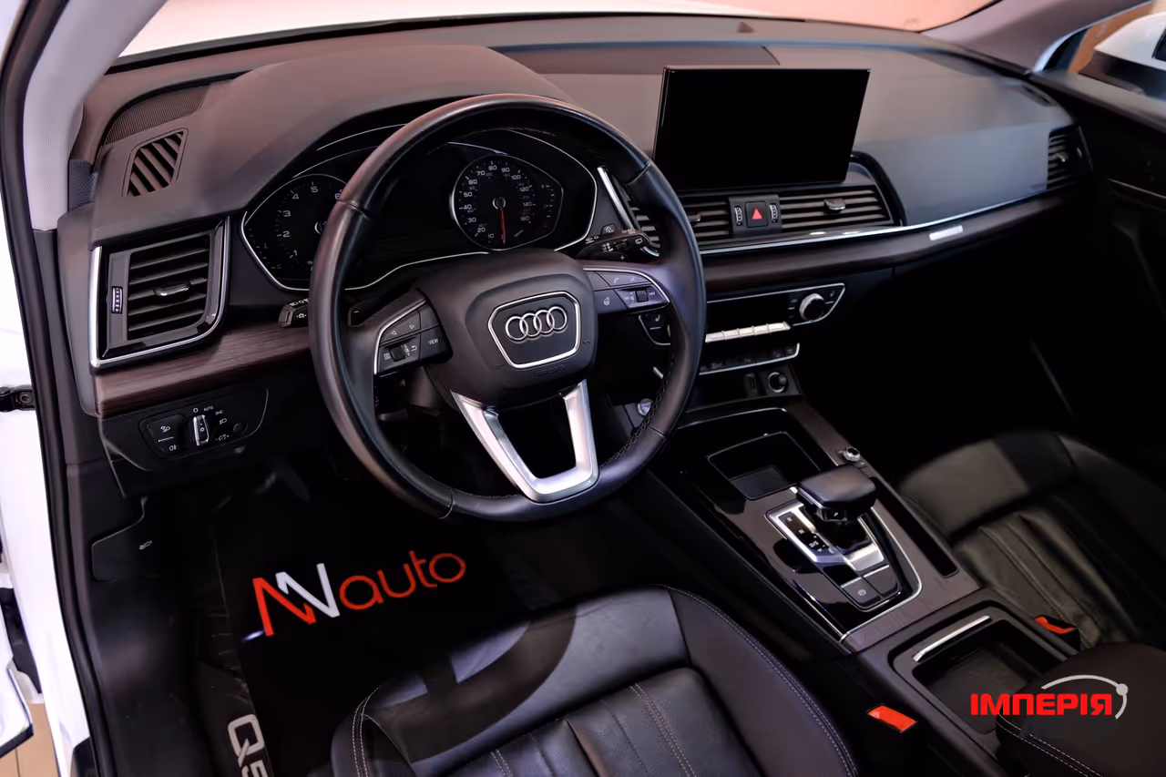Audi Q5 - фото 7