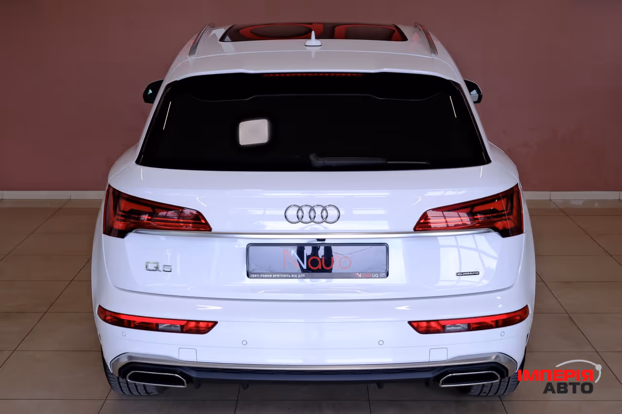 Audi Q5 - фото 6