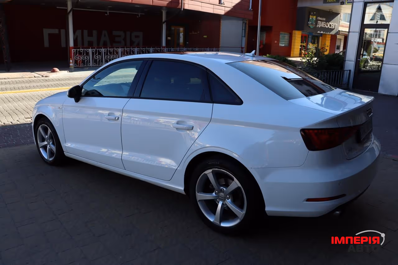 Audi A3 - фото 3