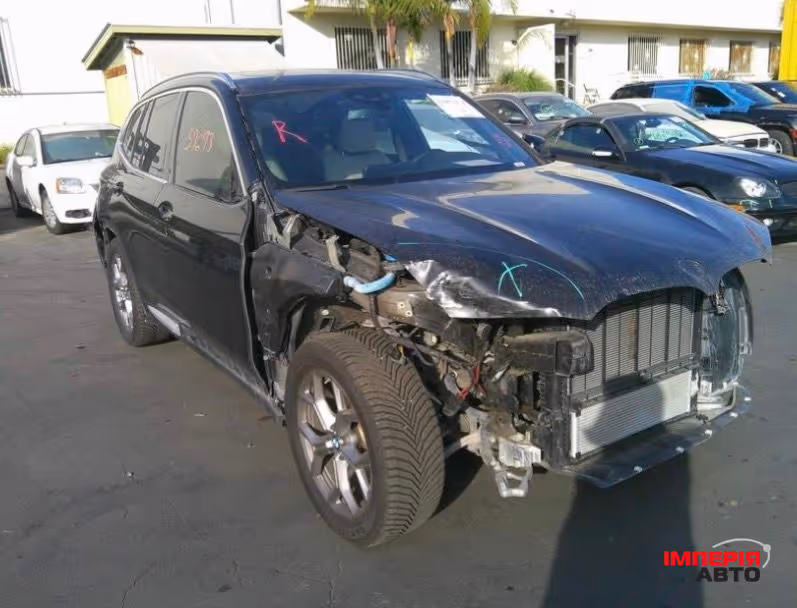 BMW X3 - фото 4