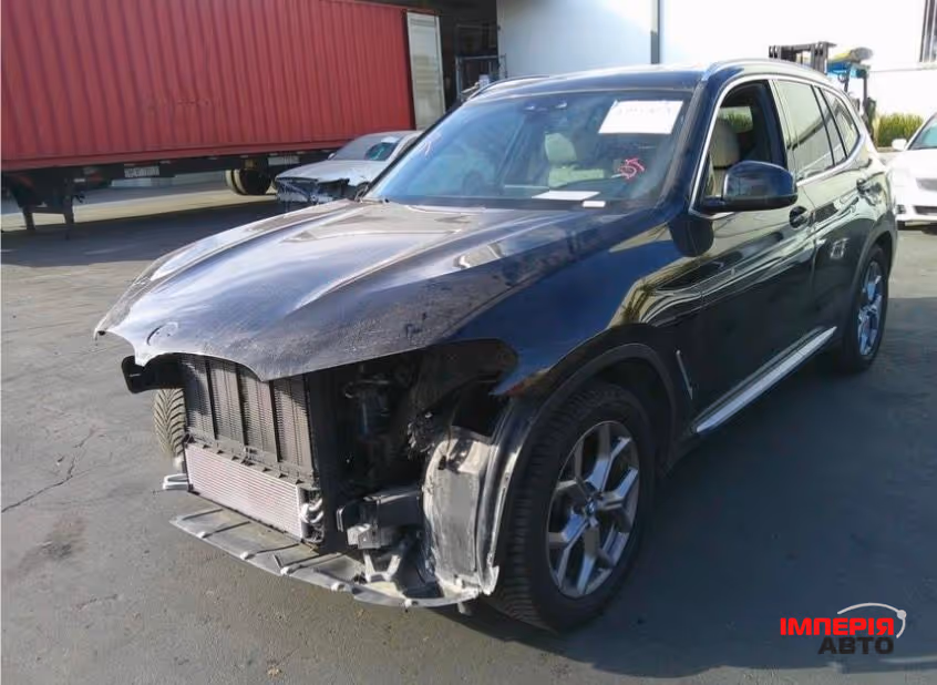 BMW X3 - фото 1