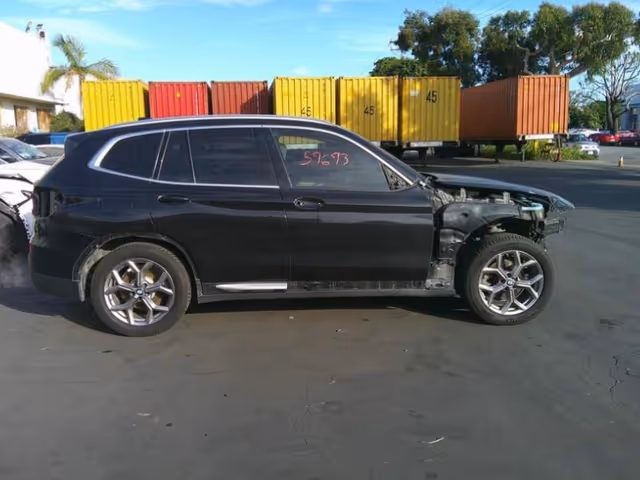 BMW X3 - фото 5