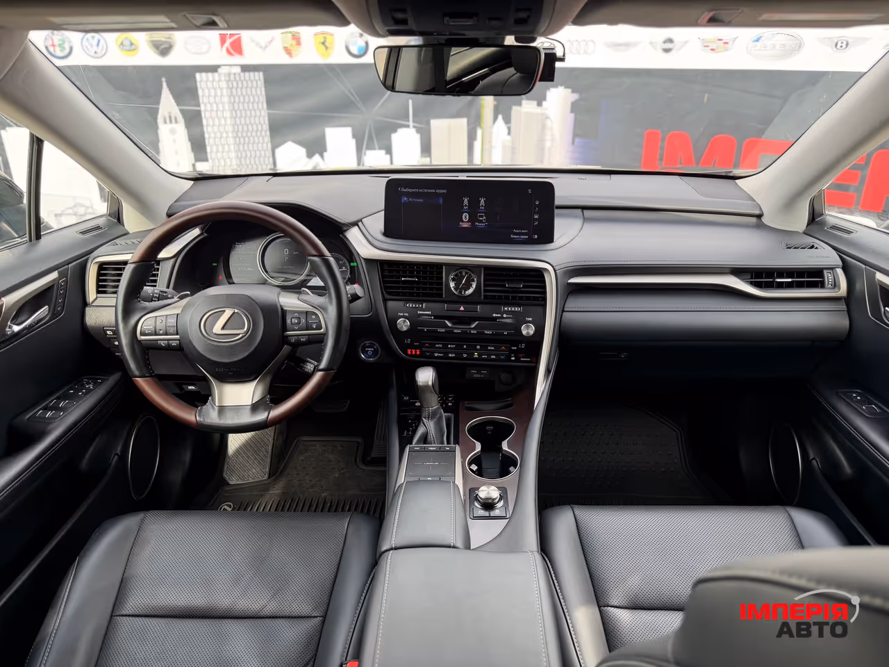 Lexus RX - фото 16