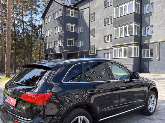 Audi Q5 - фото 3