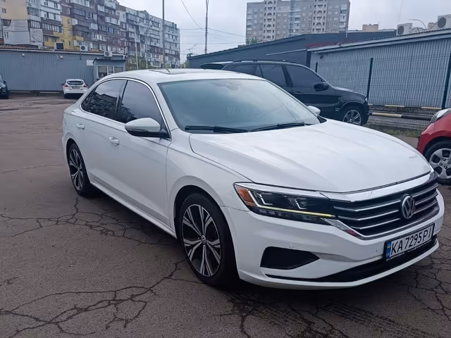 Volkswagen Passat - фото 2