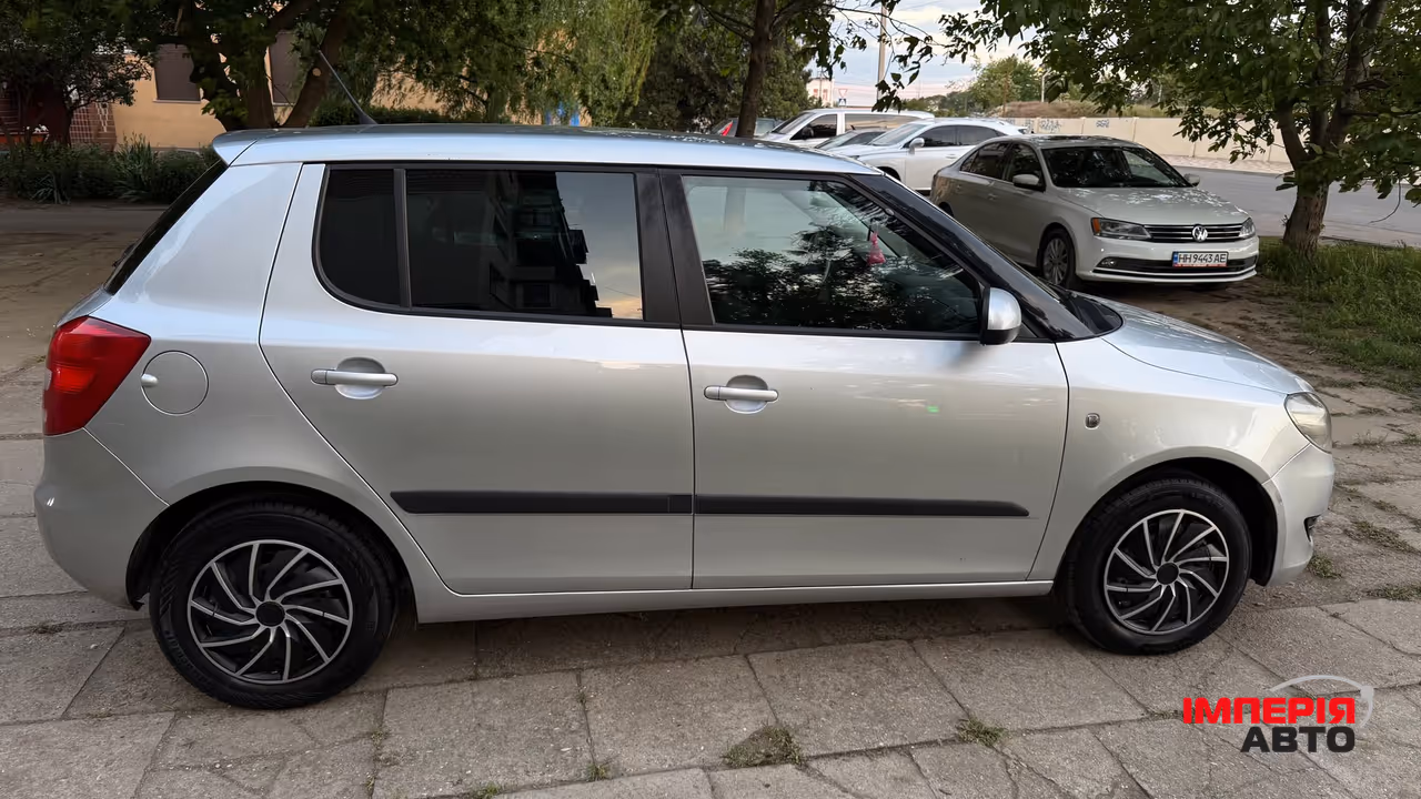 Skoda Fabia RS - фото 5