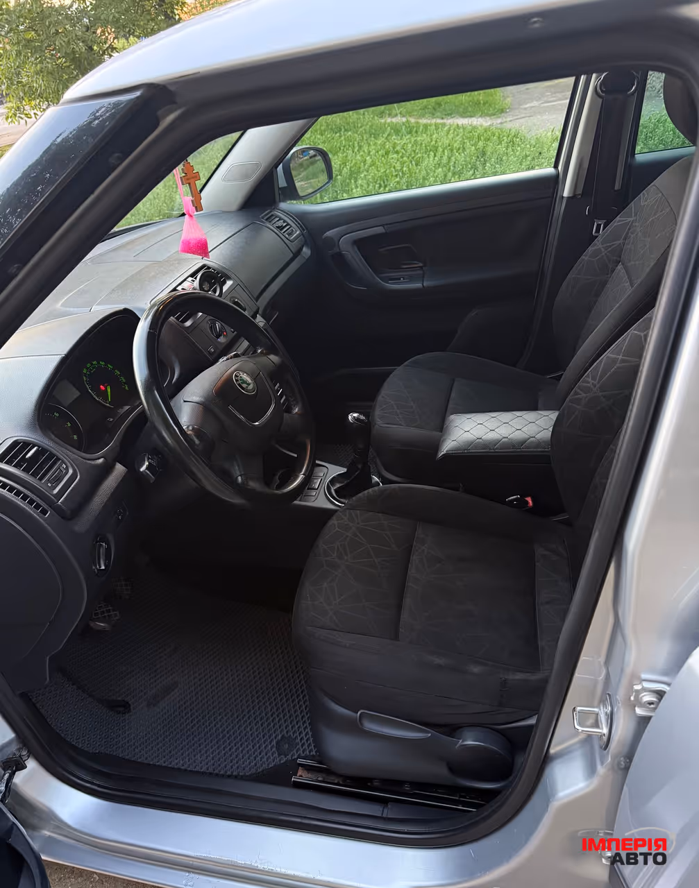Skoda Fabia RS - фото 7