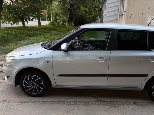 Skoda Fabia RS - фото 4