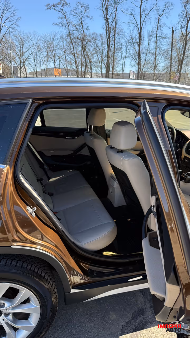 BMW X1 - фото 8