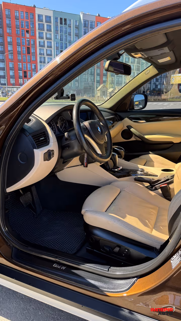 BMW X1 - фото 11
