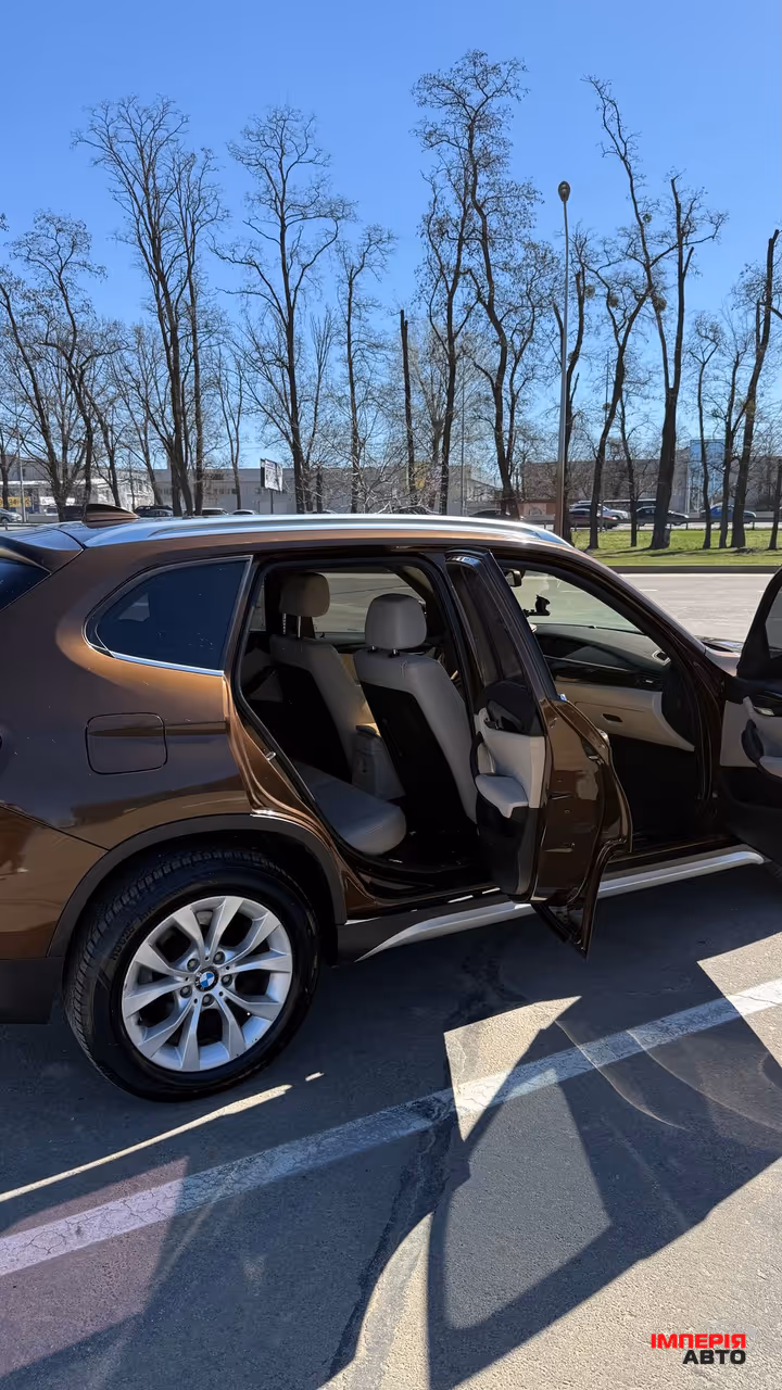 BMW X1 - фото 7