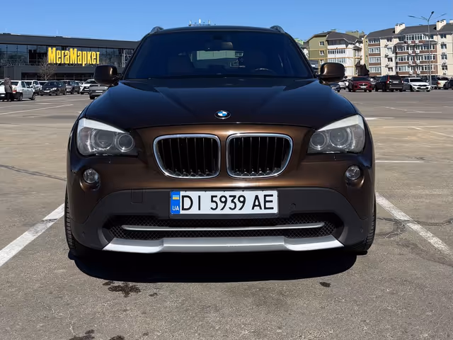 BMW X1 - фото 2