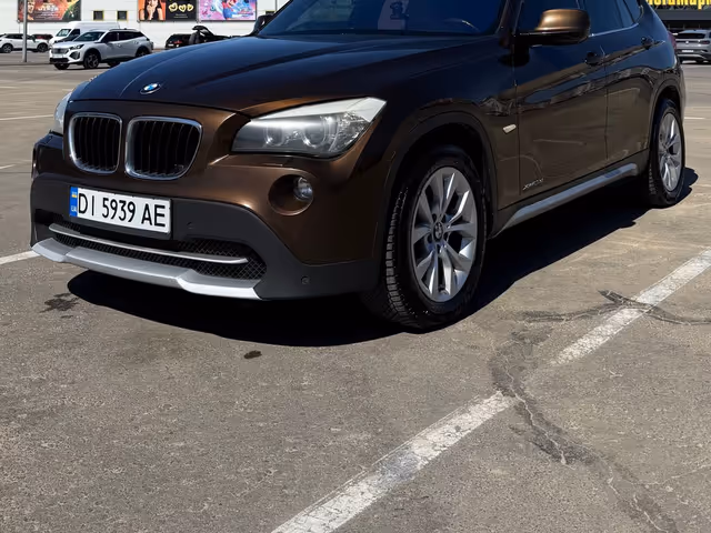 BMW X1 - фото 3