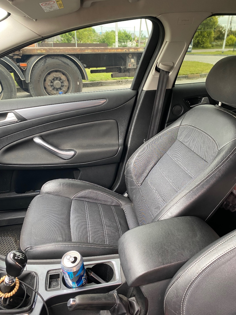 Ford Mondeo - фото 8