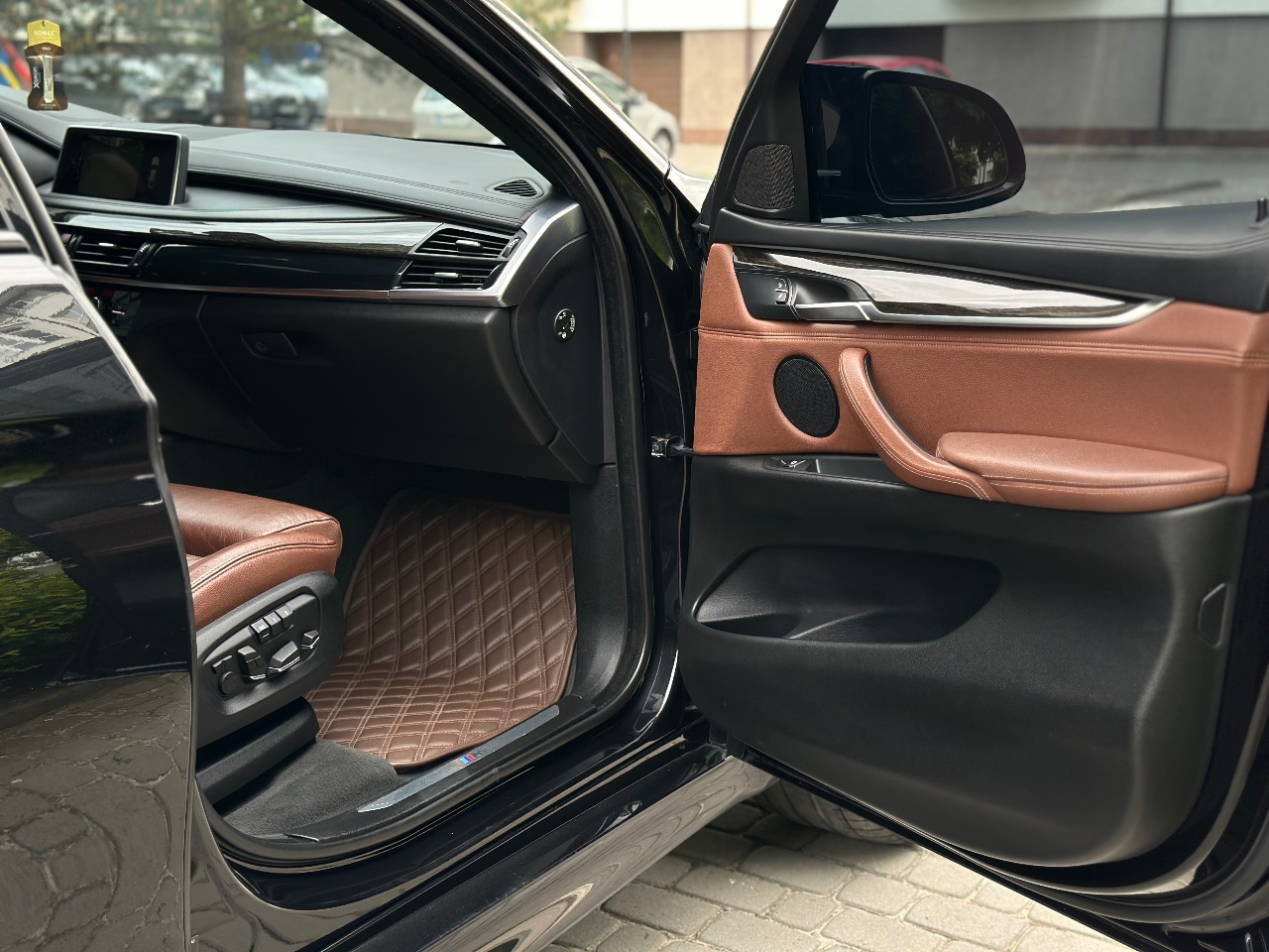 BMW X6 - фото 35