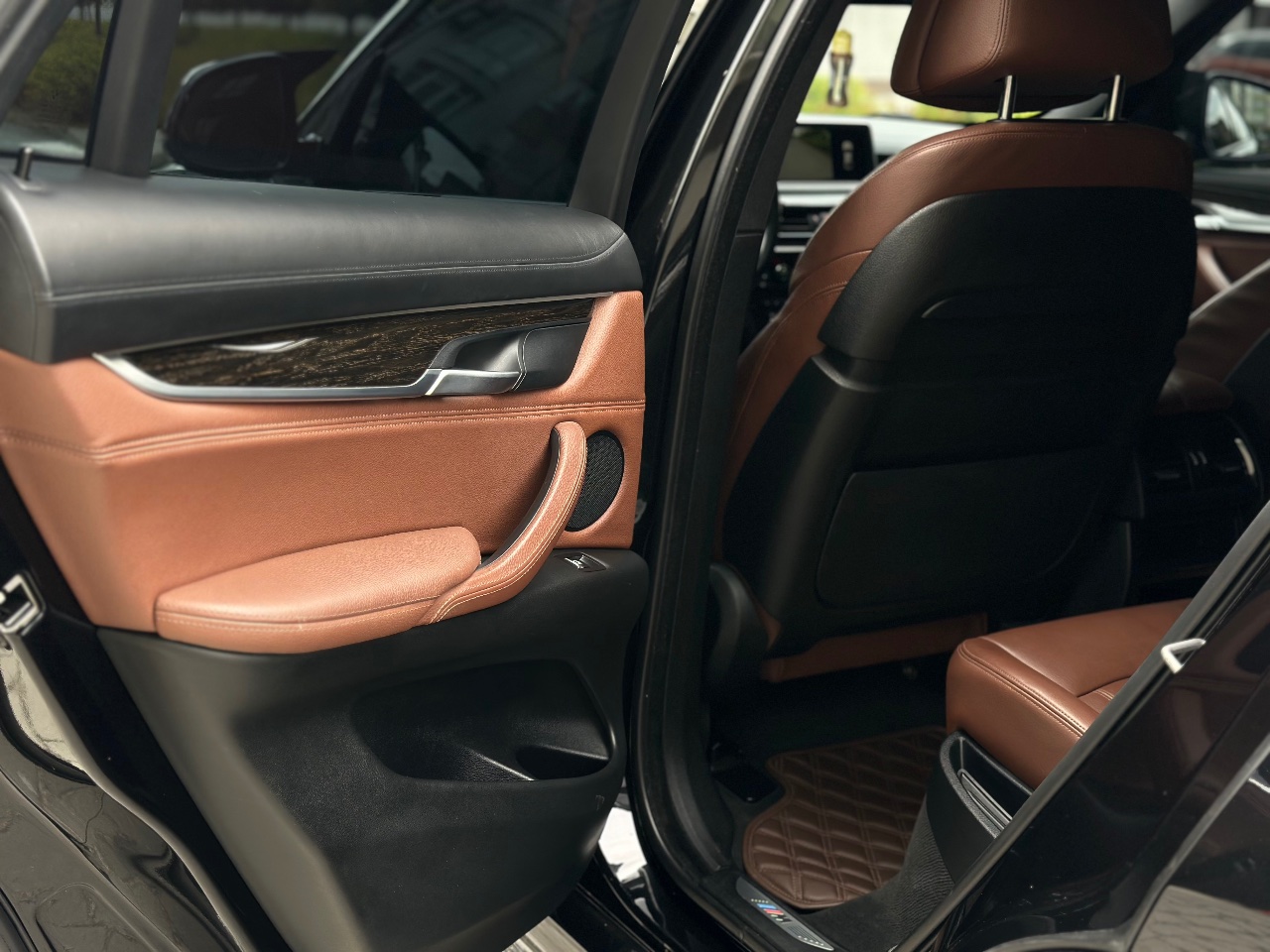 BMW X6 - фото 34