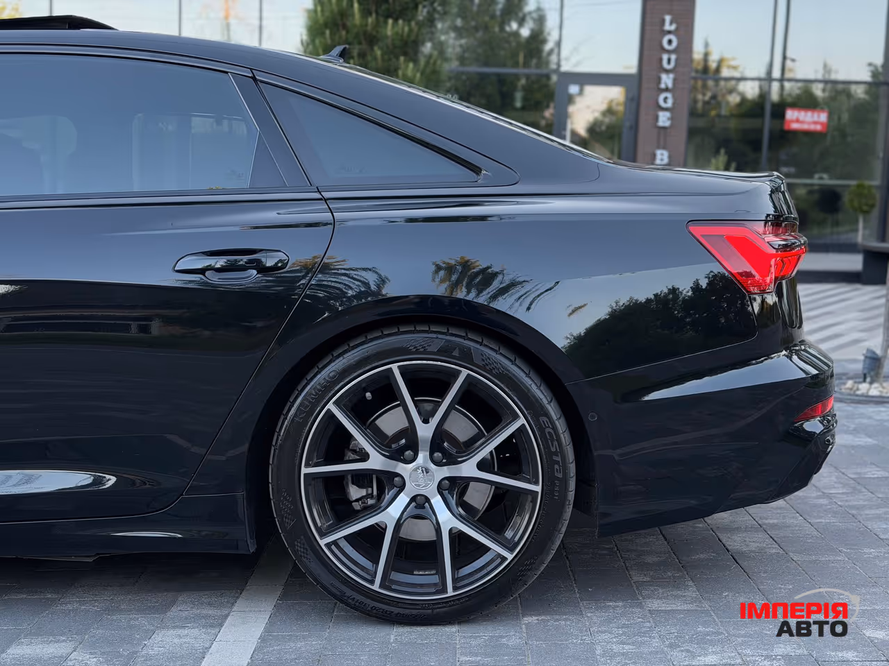 Audi A6 - фото 18