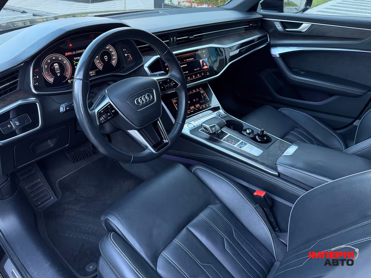 Audi A6 - фото 25
