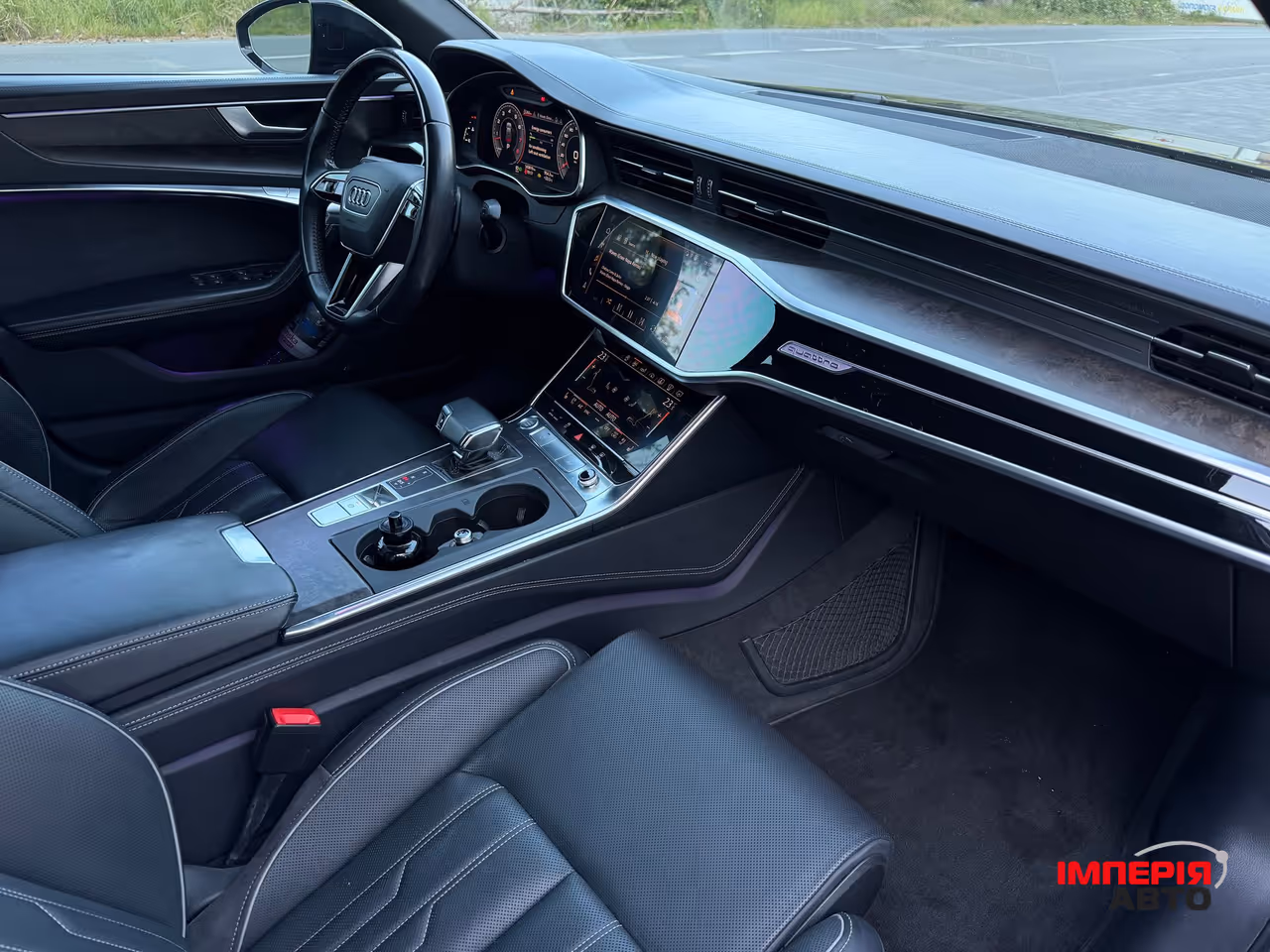 Audi A6 - фото 28