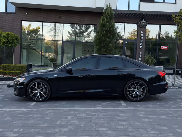 Audi A6 - фото 3