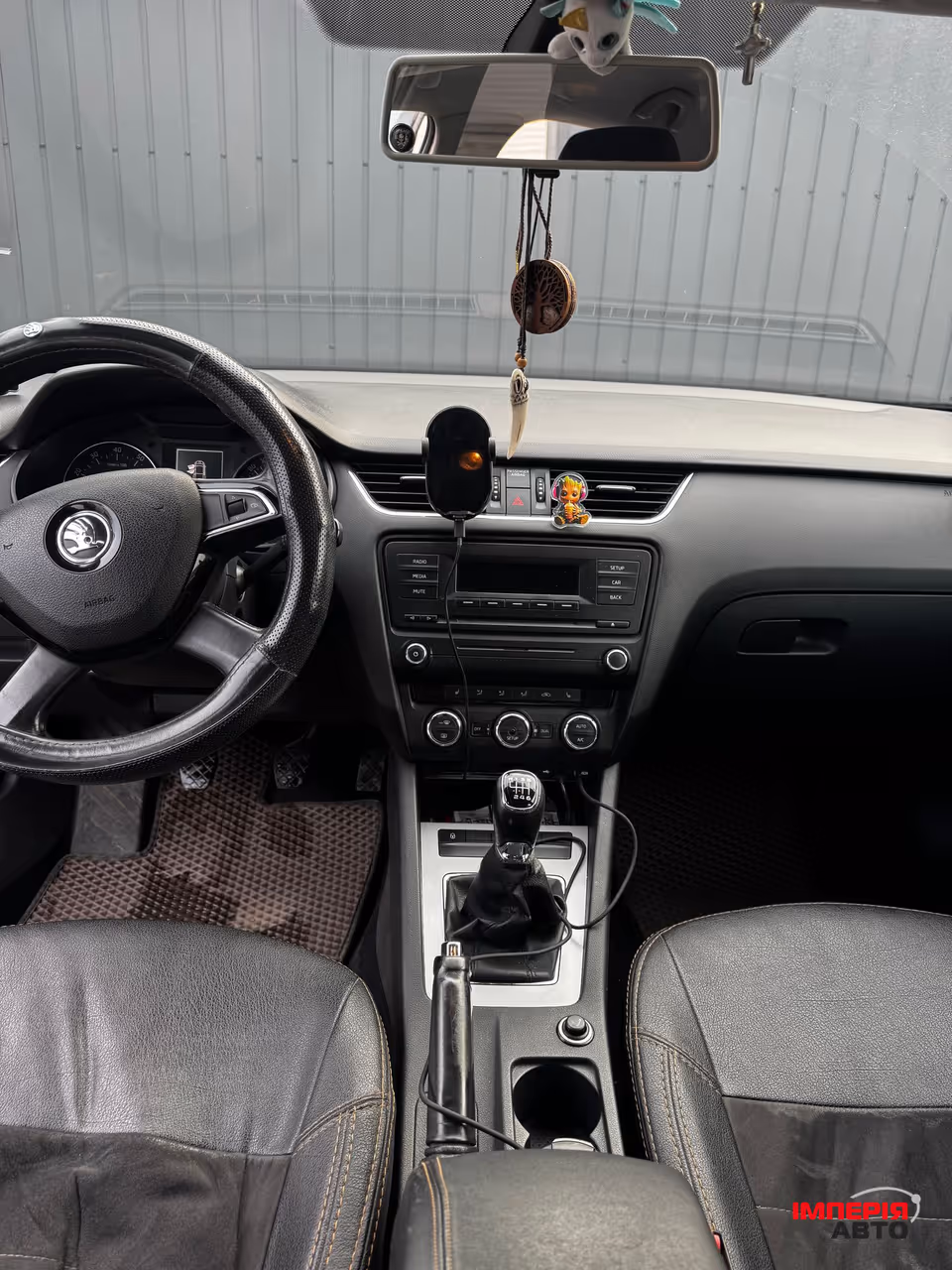 Skoda Octavia - фото 8