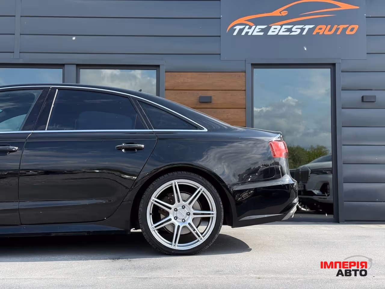 Audi A6 - фото 7