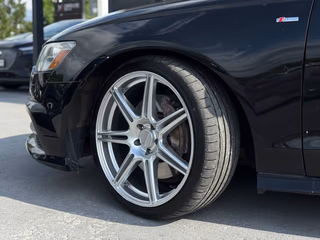 Audi A6 - фото 2