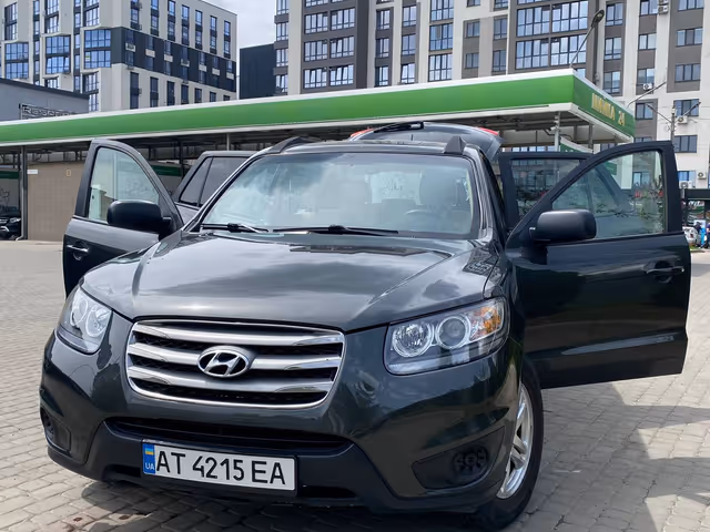 Hyundai Santa Fe - фото 2