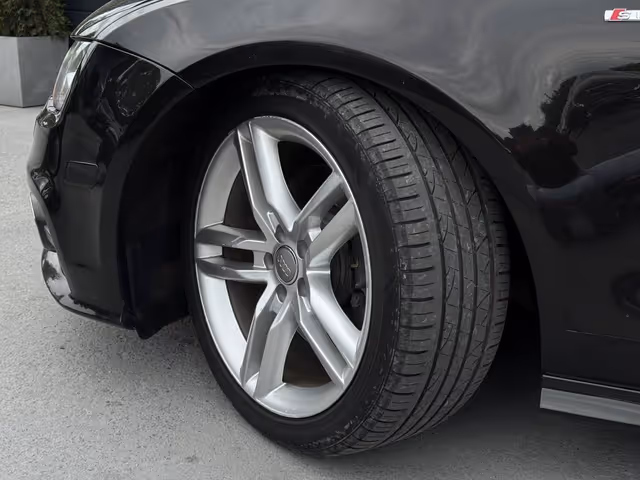 Audi A7 - фото 4
