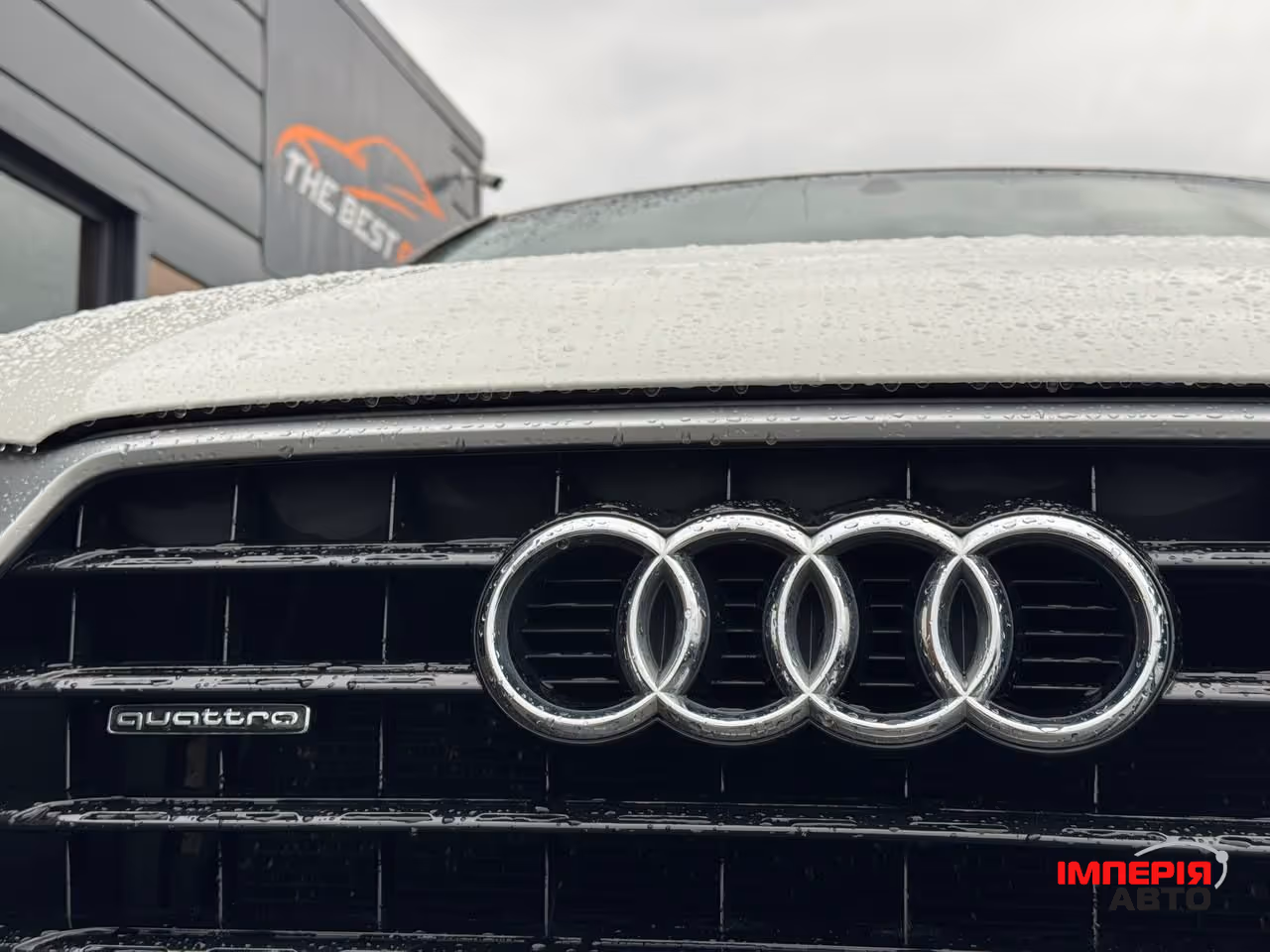 Audi Q3 - фото 12