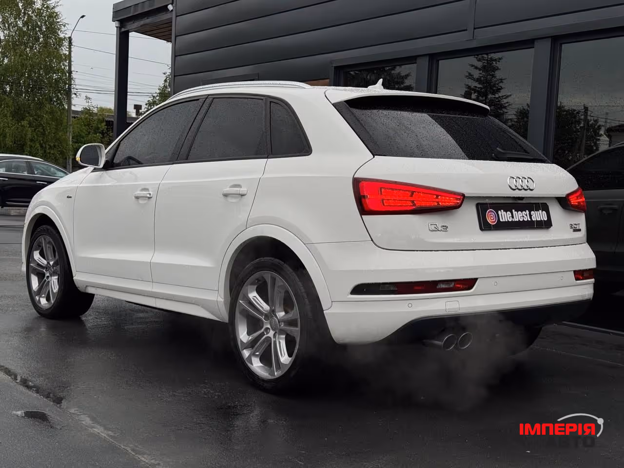 Audi Q3 - фото 17