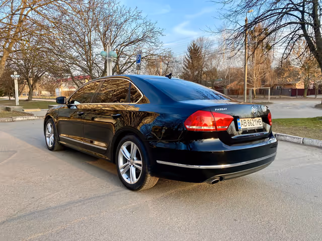 Volkswagen Passat - фото 3