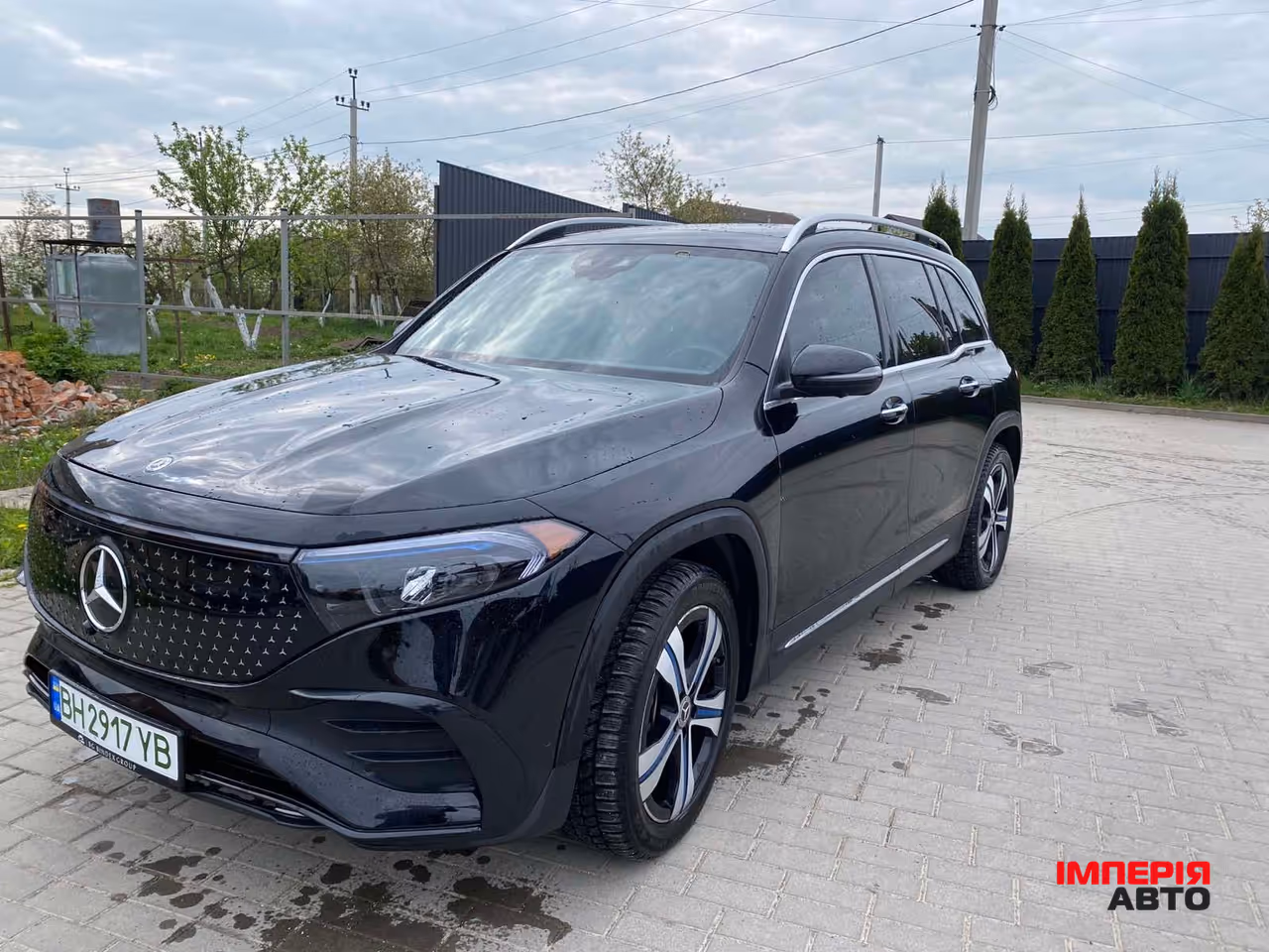 Mercedes-Benz EQB - фото 2