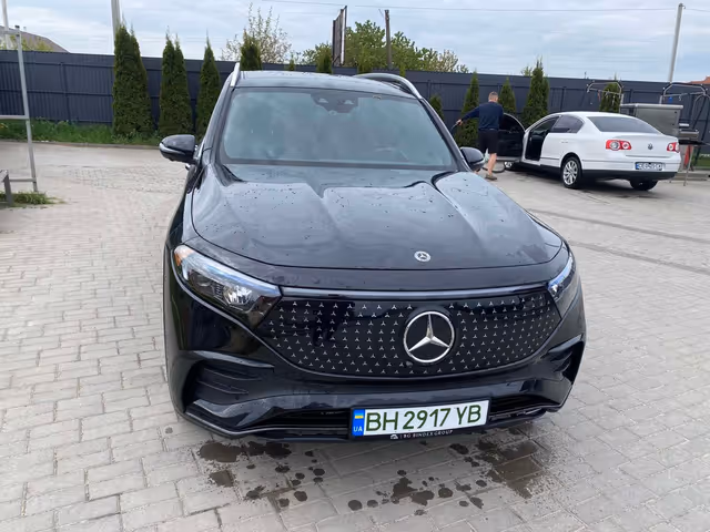 Mercedes-Benz EQB - фото 3
