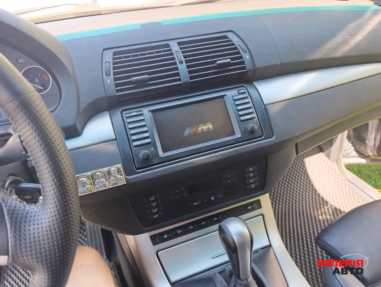 BMW X5 - фото 6