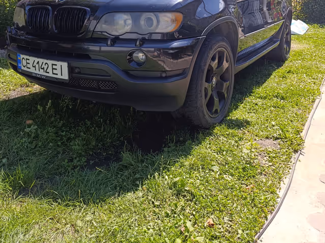 BMW X5 - фото 1