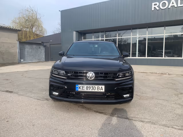 Volkswagen Tiguan - фото 2