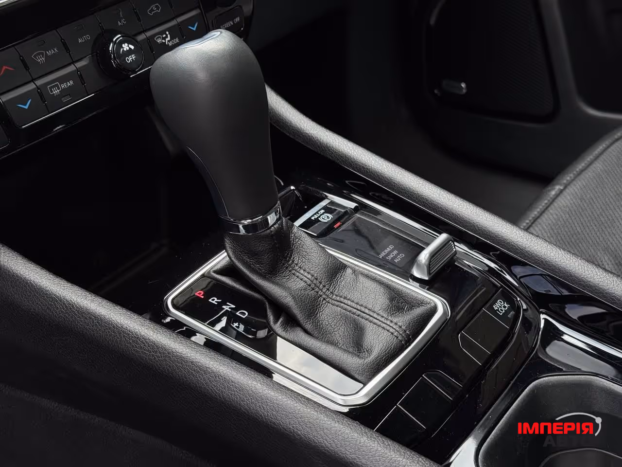 Jeep Compass - фото 37