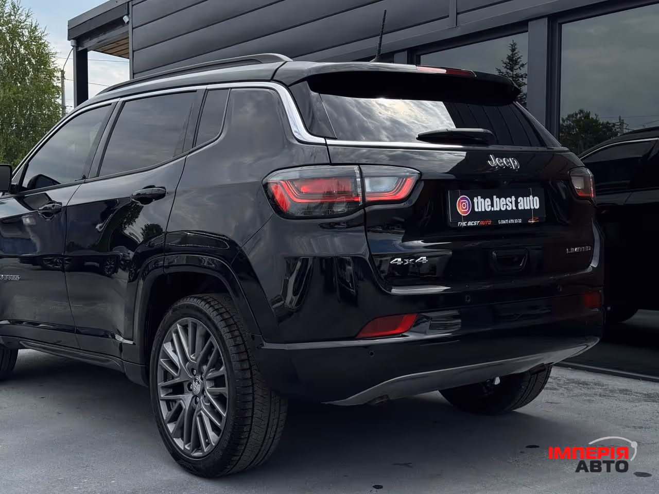 Jeep Compass - фото 13