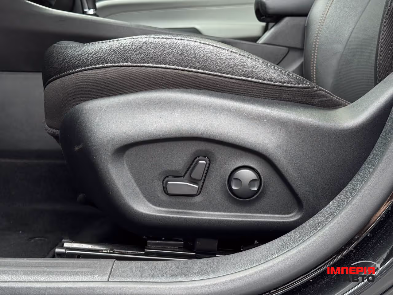 Jeep Compass - фото 27