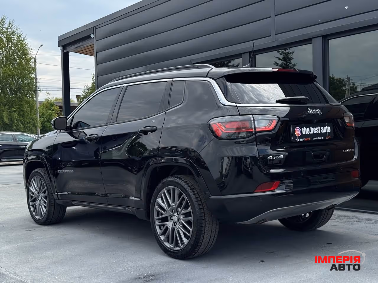 Jeep Compass - фото 11