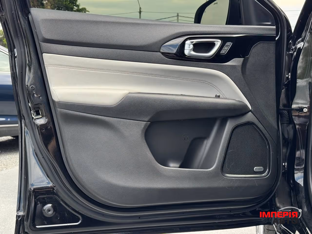 Jeep Compass - фото 23