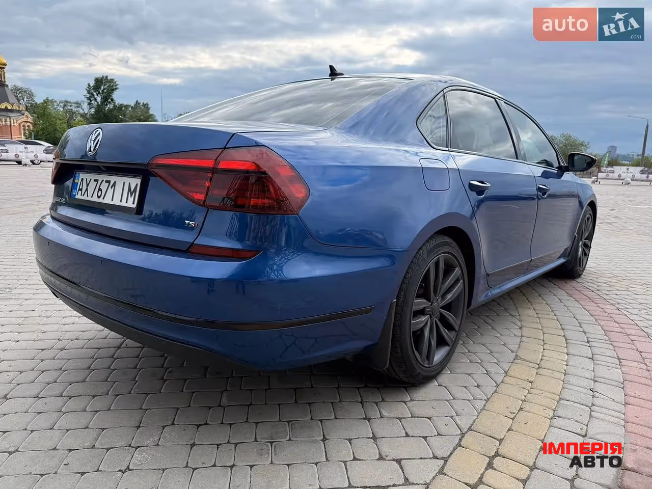 Volkswagen Passat - фото 7