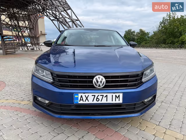 Volkswagen Passat - фото 1