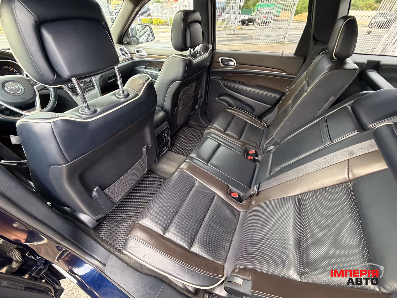 Jeep Grand Cherokee - фото 18