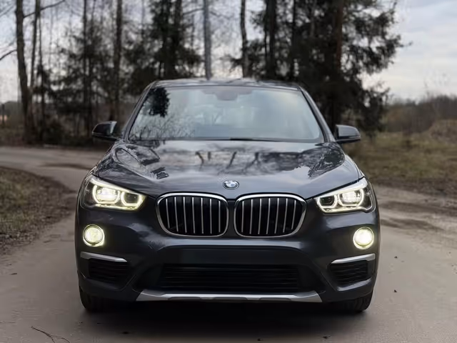 BMW X1 - фото 2