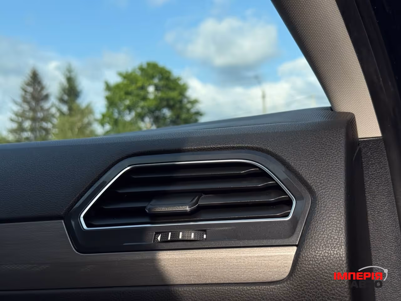 Volkswagen Tiguan - фото 56