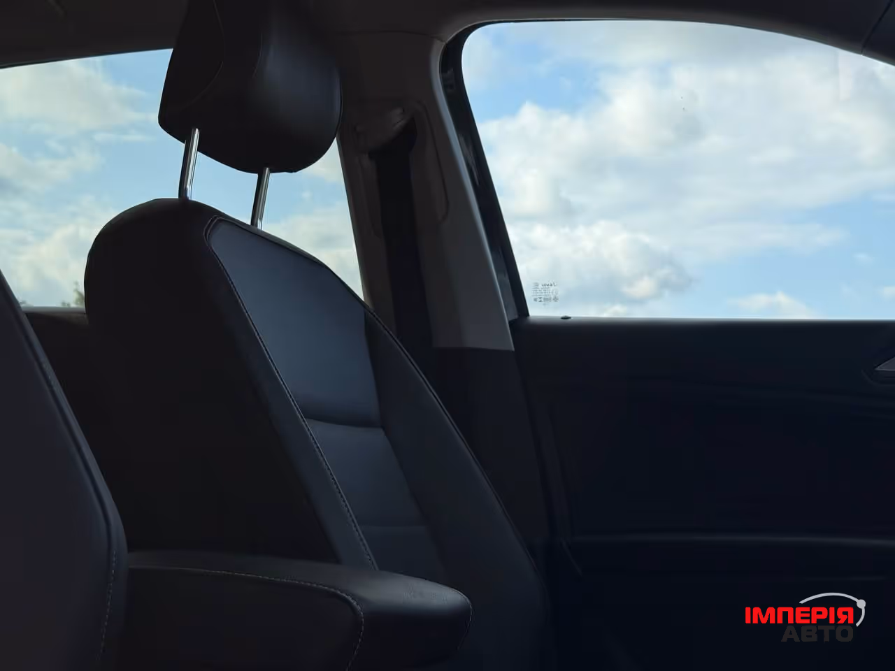 Volkswagen Tiguan - фото 55